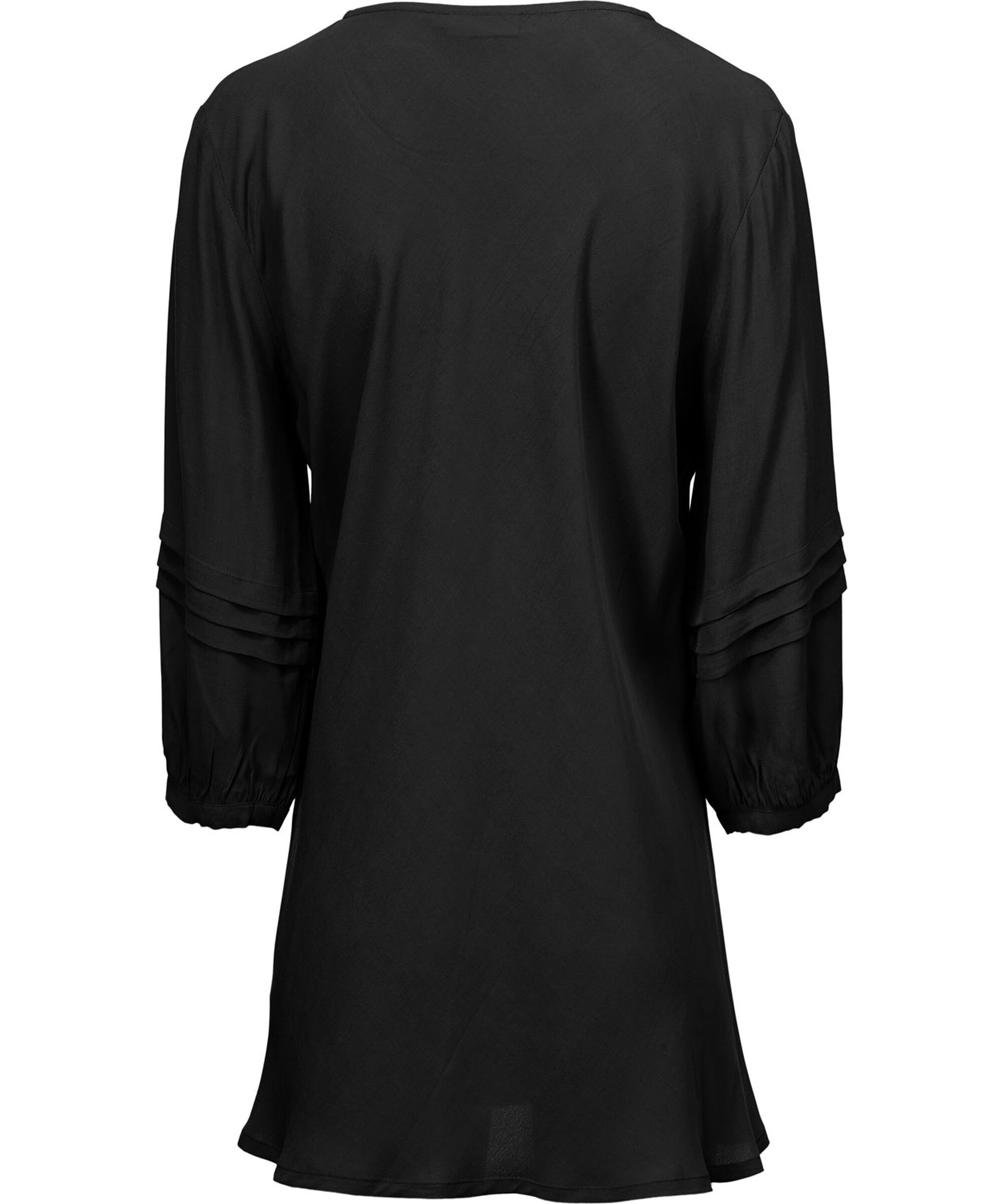 BEATE TOPP, Black