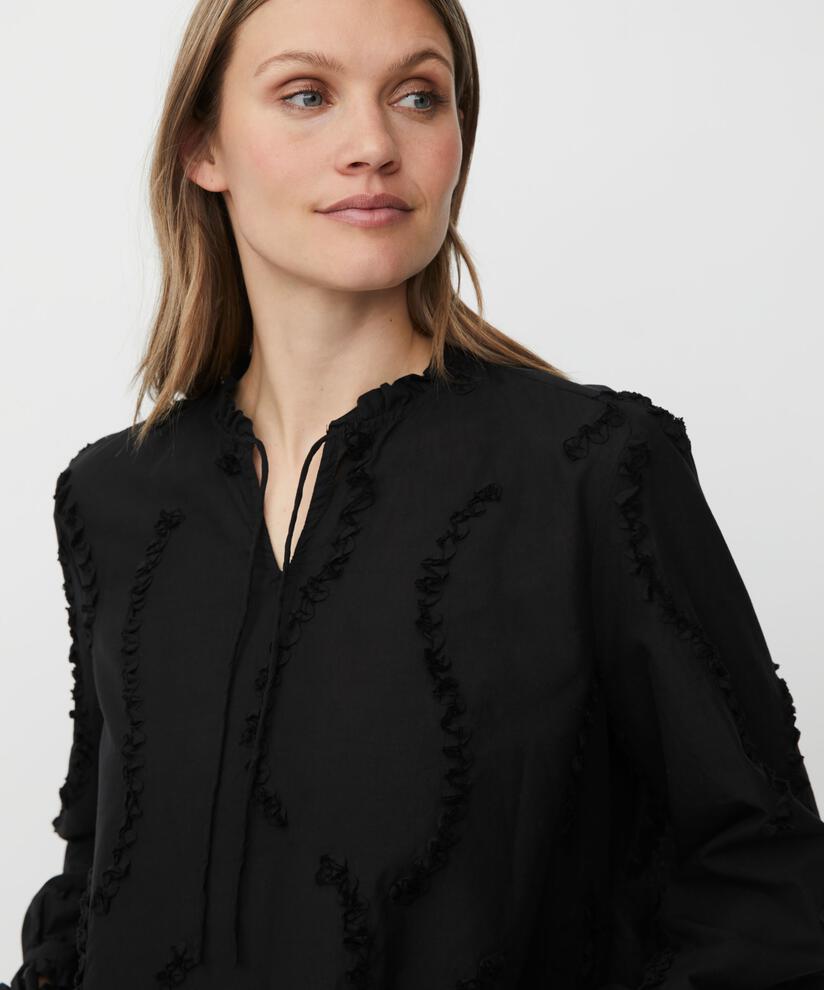 Dolvira topp, Black