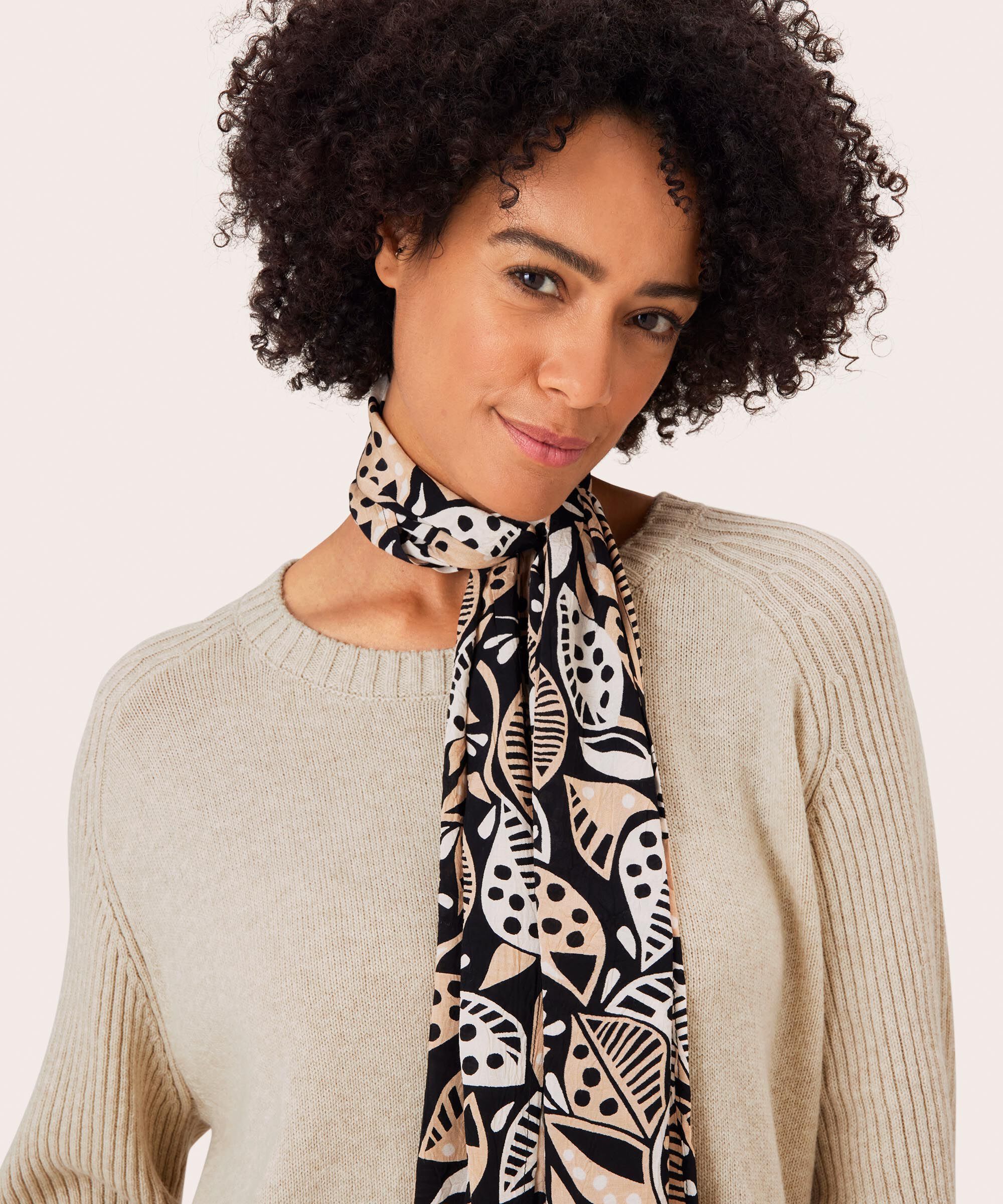 Along Skjerf, Travertine