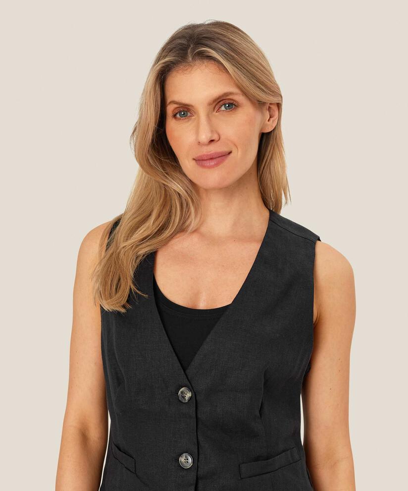 Jordyn Vest, Black