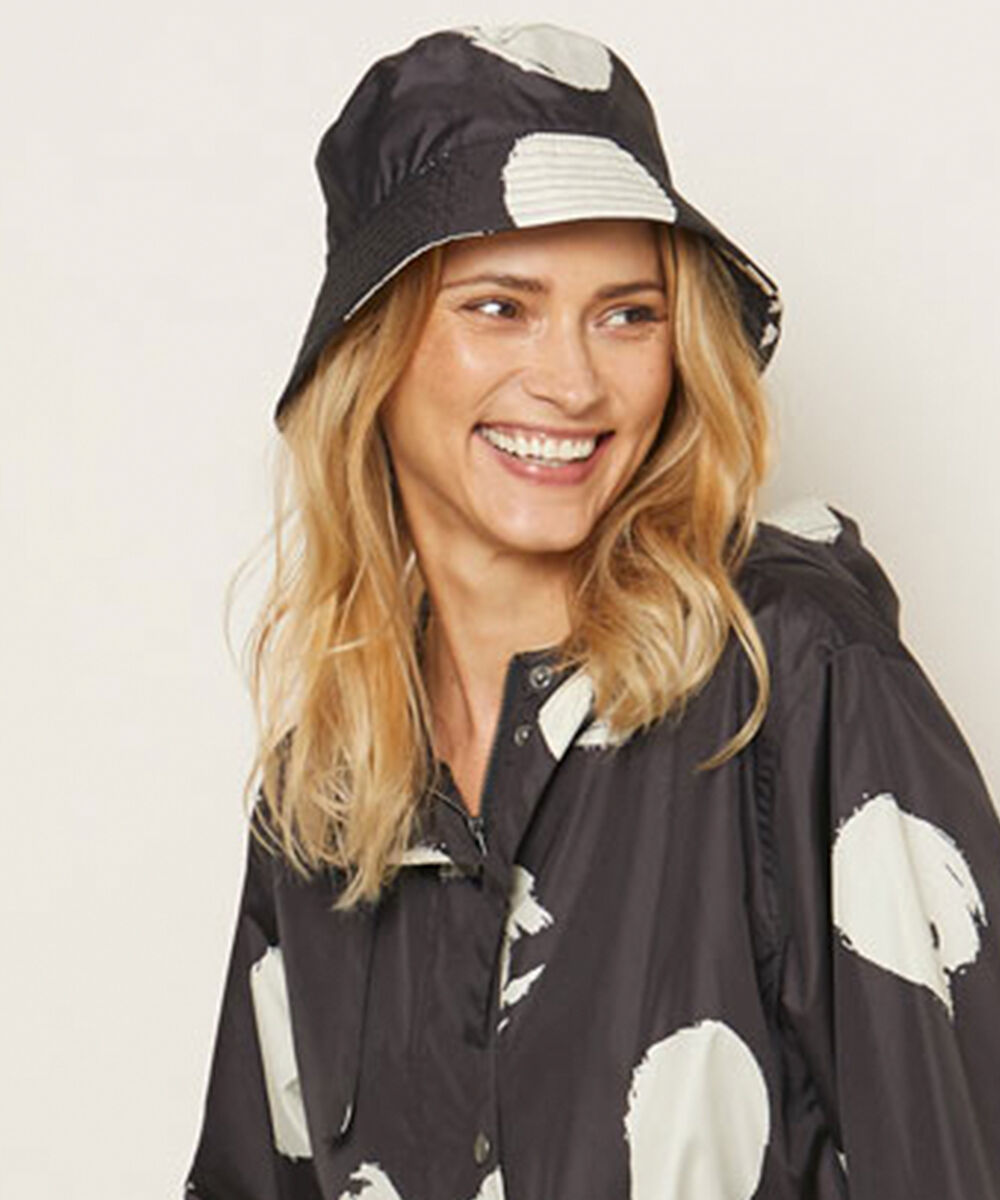 ADARA B&Oslash;TTEHAT, Whitecap