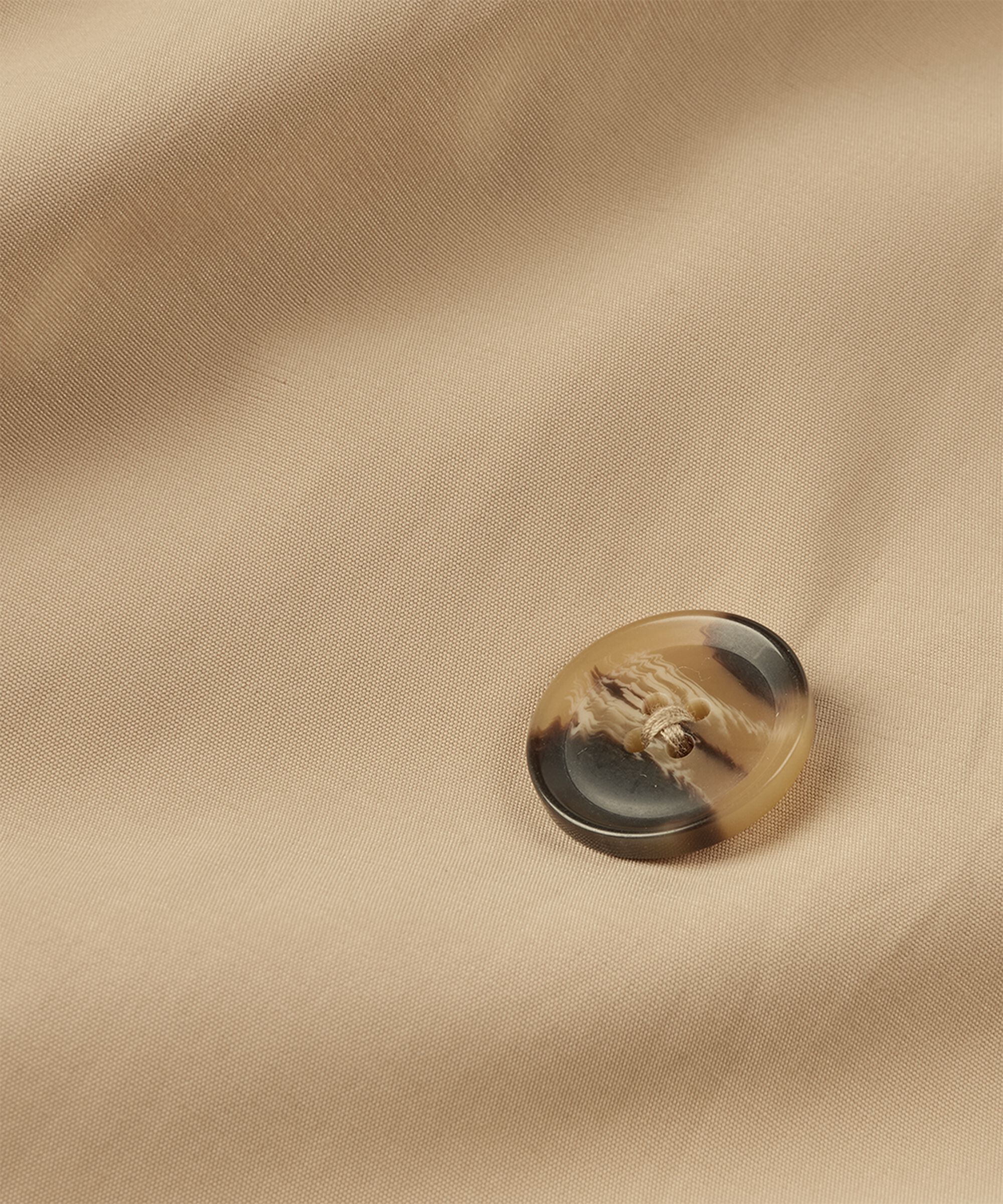 Tahmina Kåpe, Safari