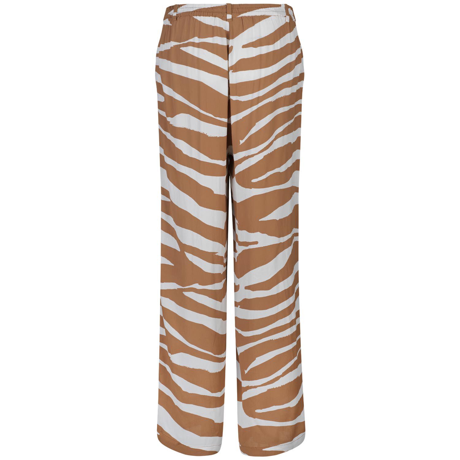 Perinus Bukser, Chipmunk