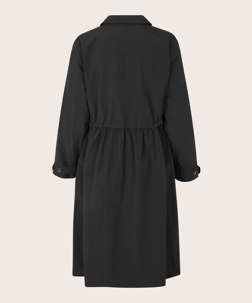 Tilia Kåpe , Black