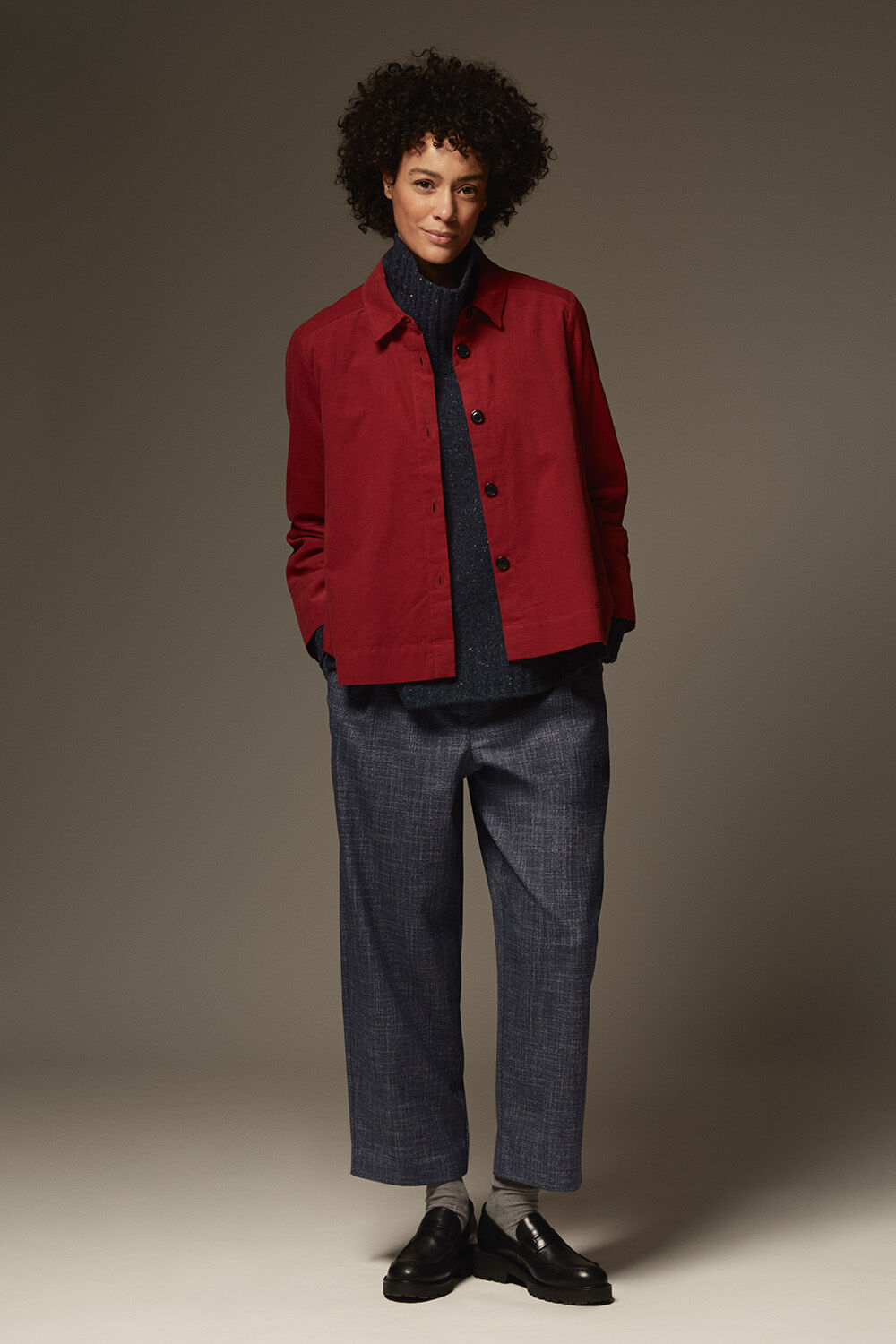 Iowa Skjorte - Red Dahlia, Brooklyn JERSEY Topp - Navy Blazer, Philadelphia Bukser - Navy Blazer