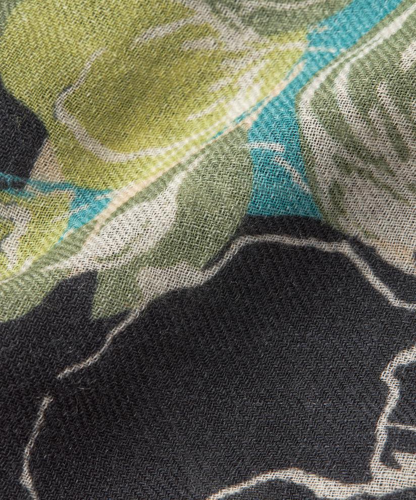 Aranka Skjerf, Loden Green