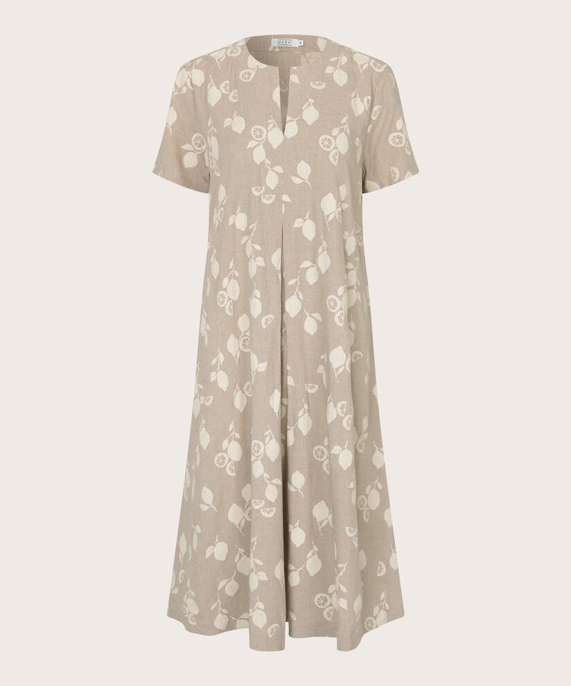 Nipani Kjole, Natural