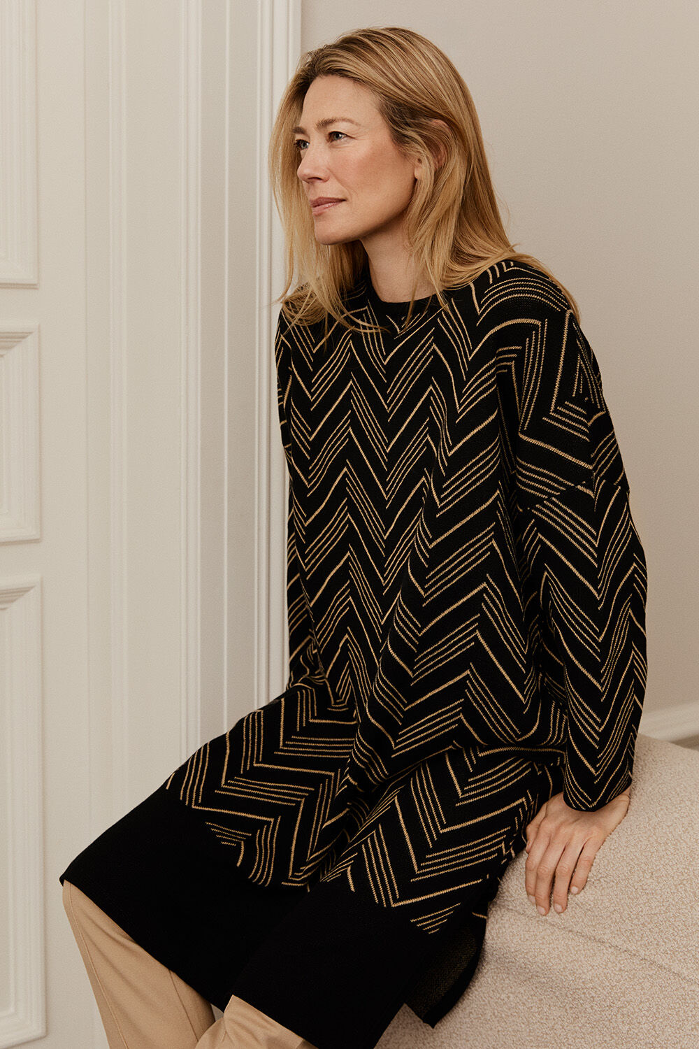 Nuska Kjole - Black, Pertonilla Bukser - Travertine