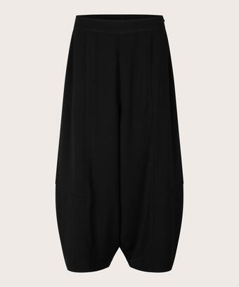 Peggy Bukser, Black, hi-res