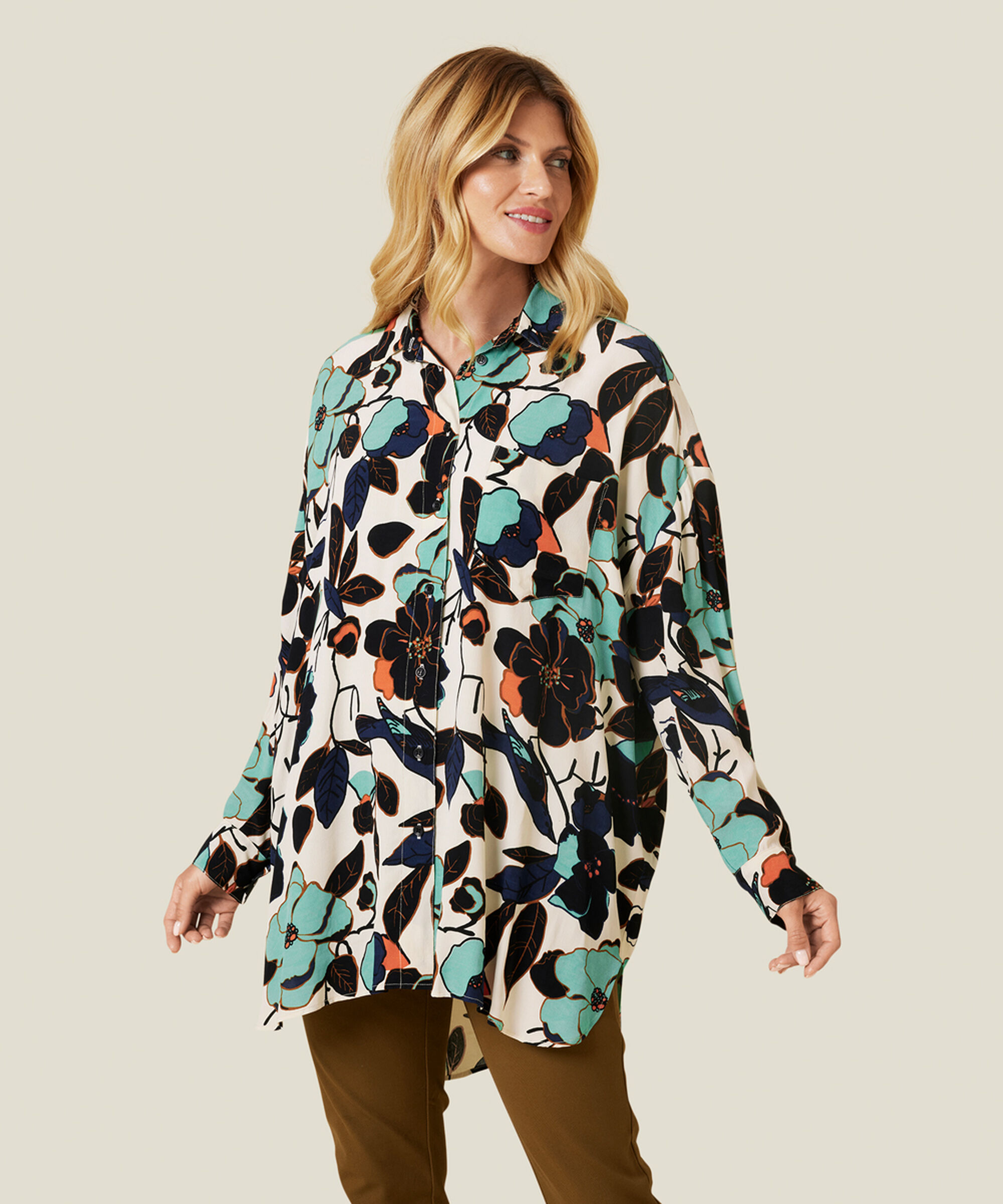 IVETTA SKJORTE, Feldspar