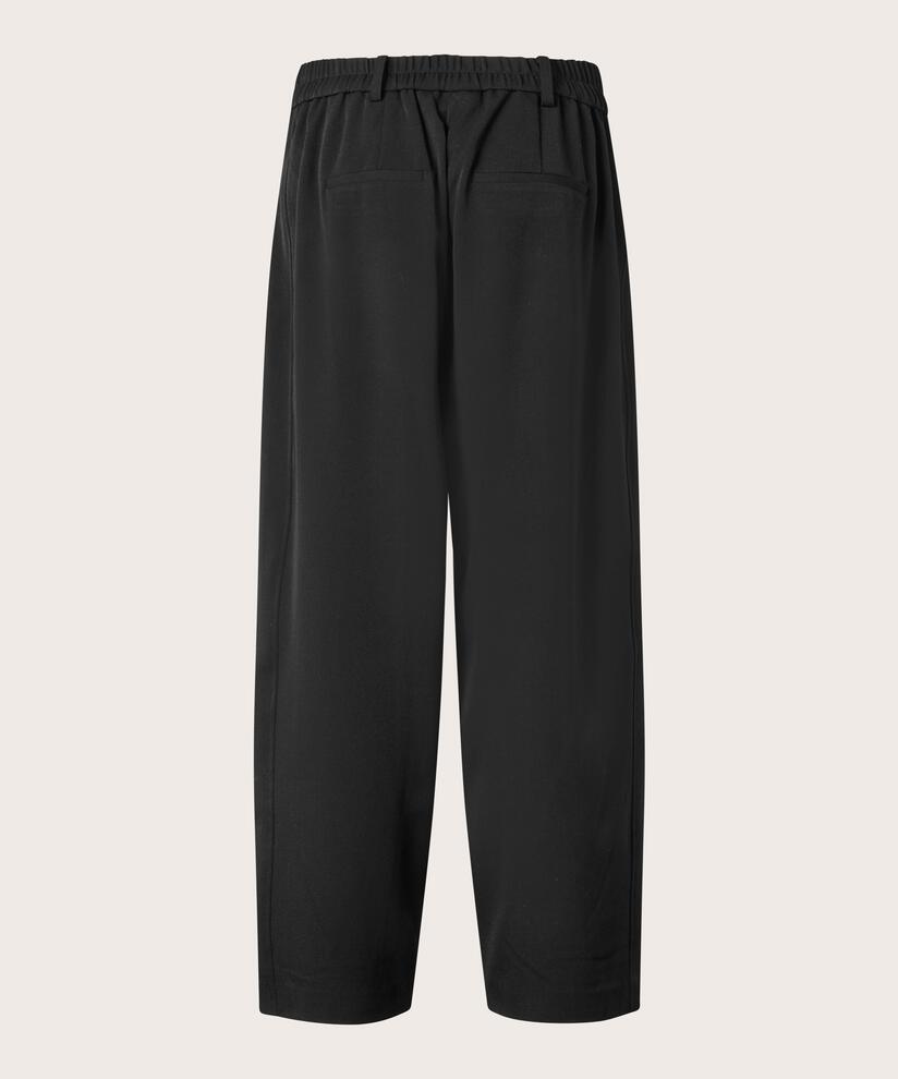 Punna Bukser, Black