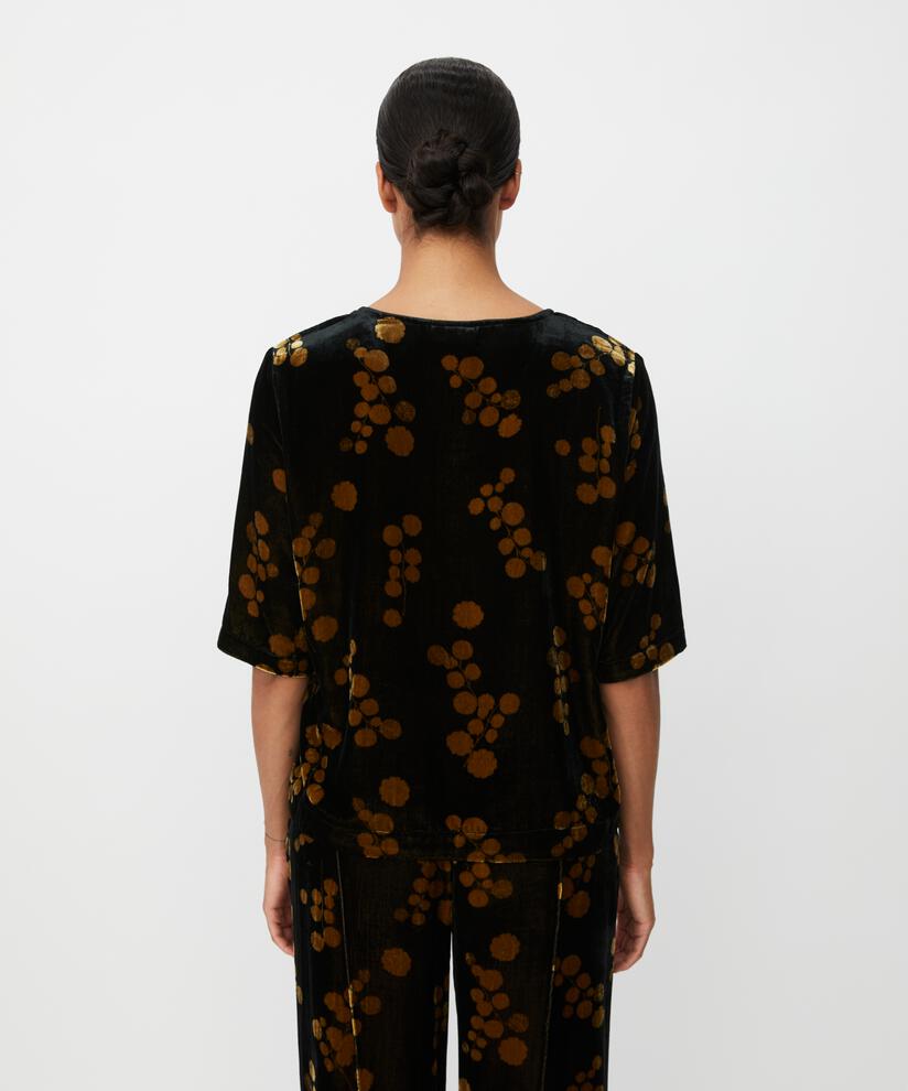 Estela Topp, Rubber
