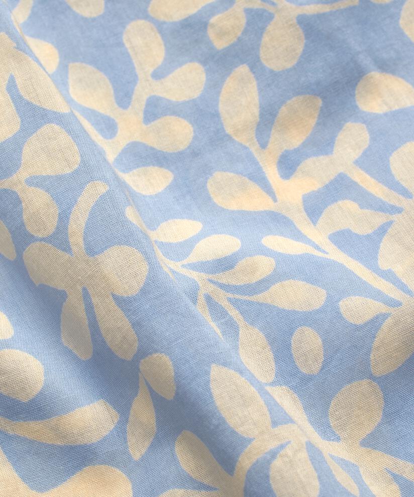 Delphia Topp, Della Blue