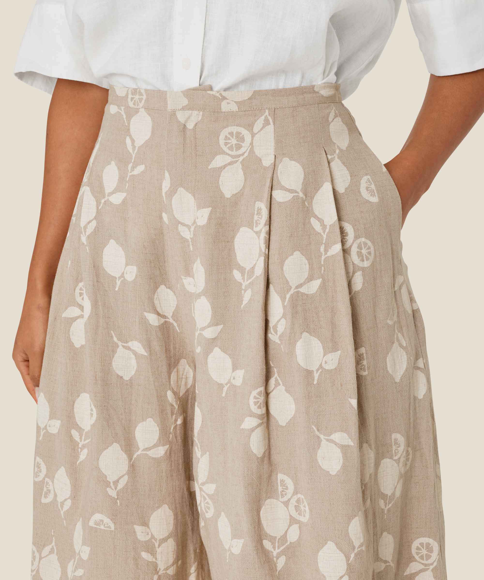 Primrose Shorts, Natural