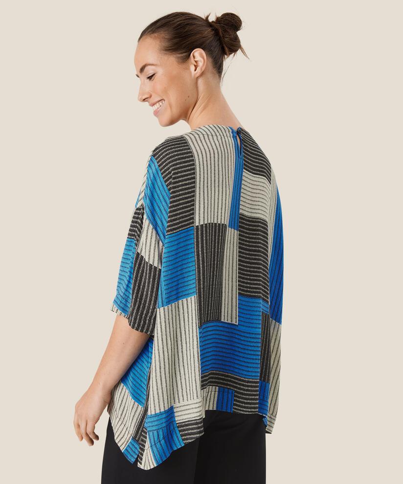 Degana Topp, Nebulas Blue