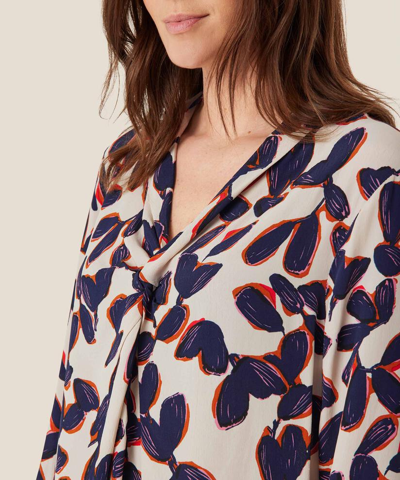 Bethany Topp, Umber