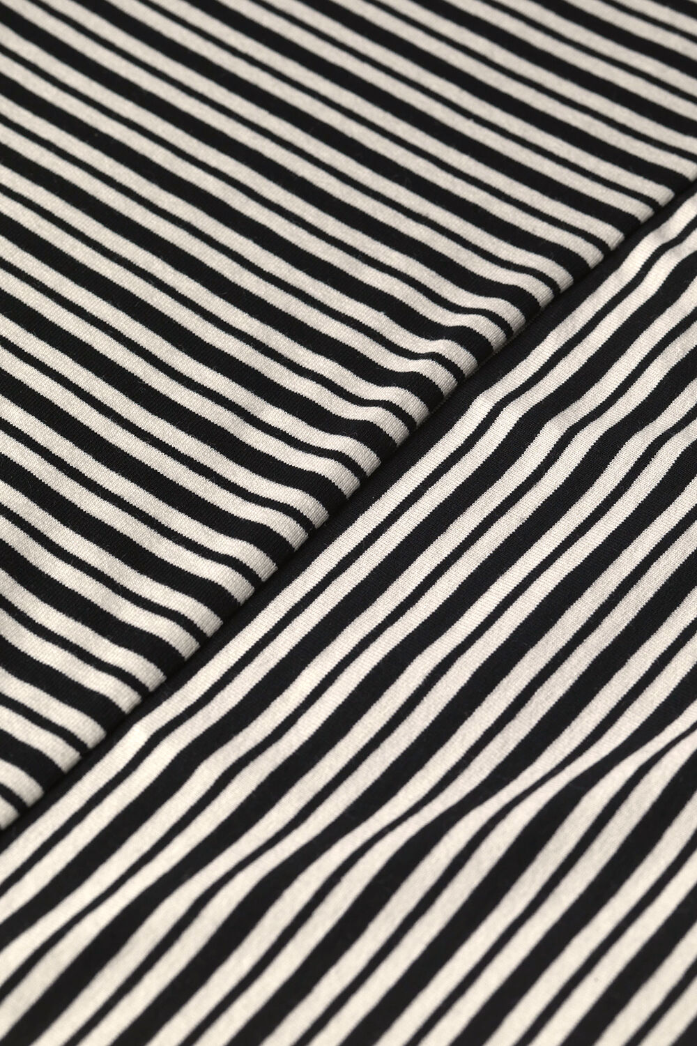 ESIRI JERSEY TOPP, Black