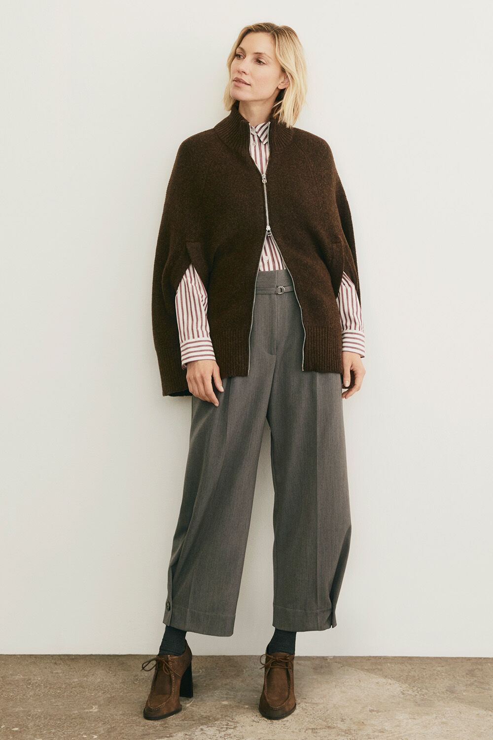 Girelle tunika - Fig, Lilian Poncho - Slate Black, Peponi Bukse - M. Grey mel.