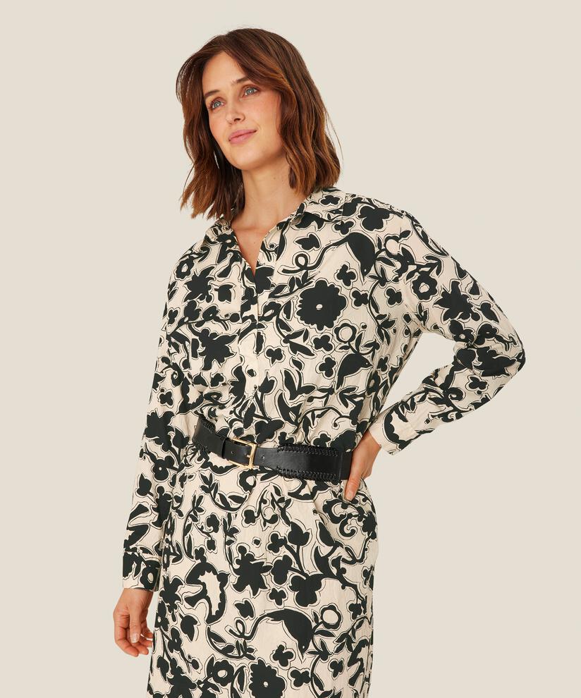 Rakena Belte, Black