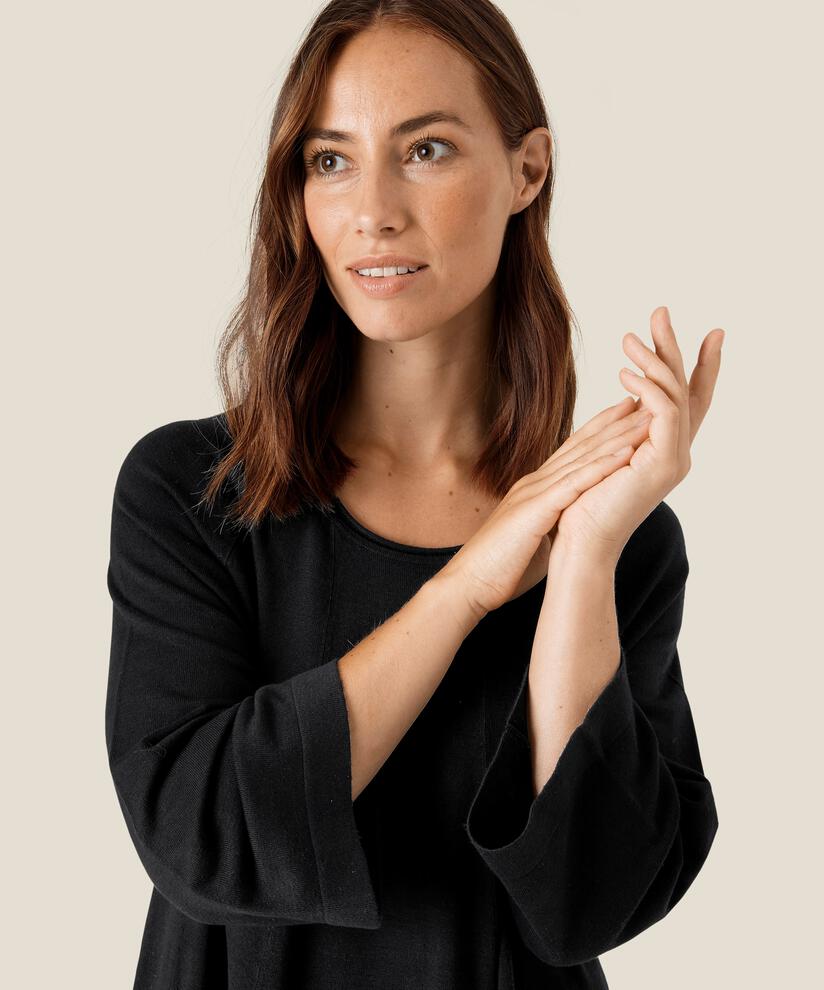 Nura Kjole, Black