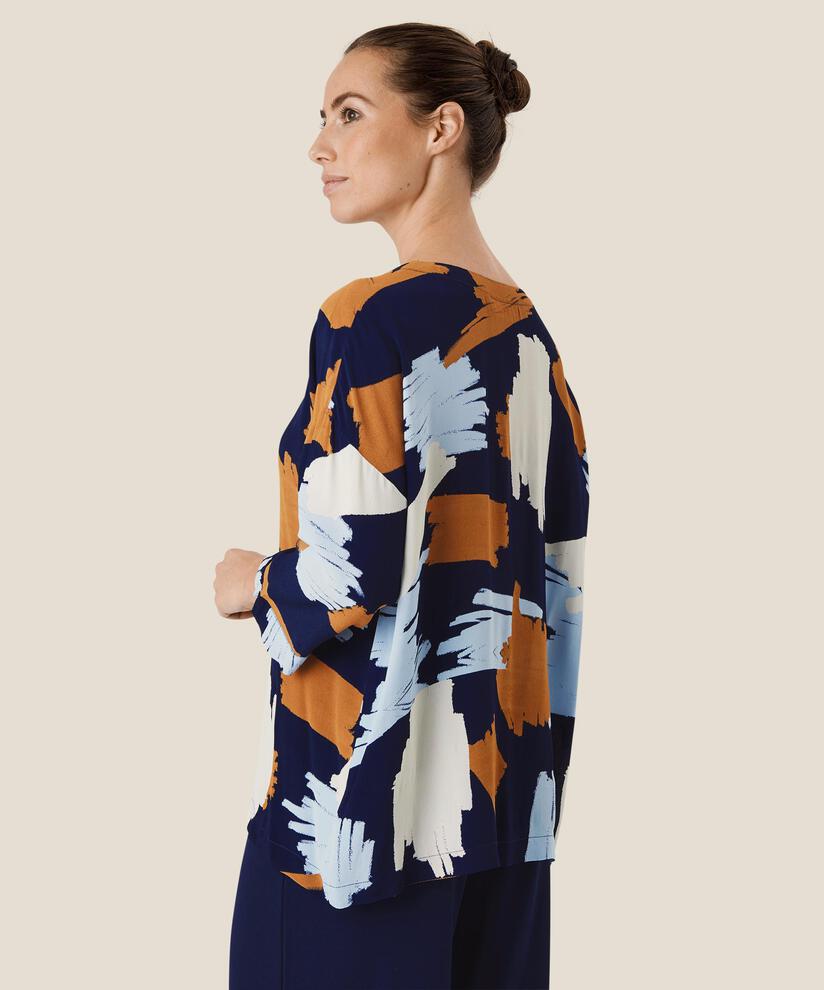 Becca Topp, Maritime Blue