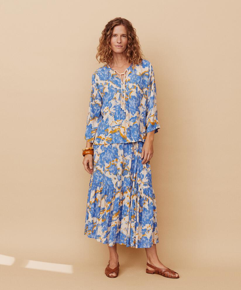 Signe Skjørt, Nebulas Blue