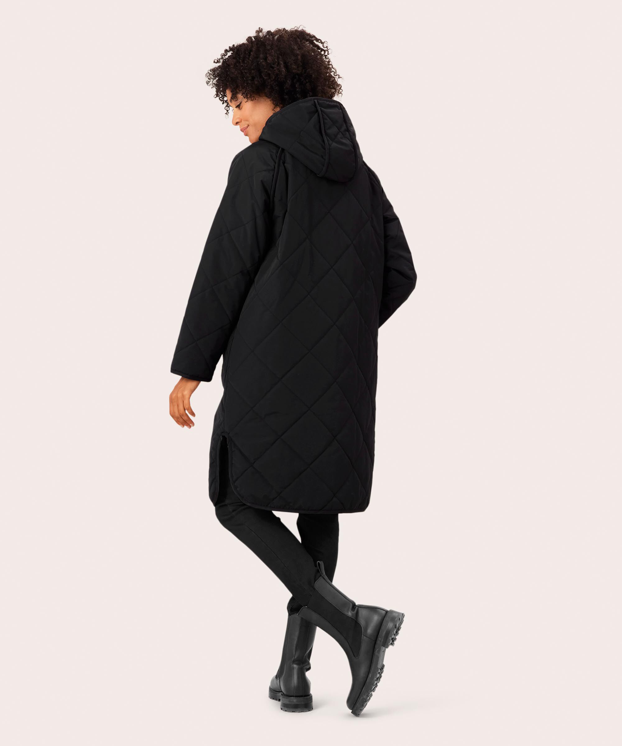 Tinka Kåpe, Black