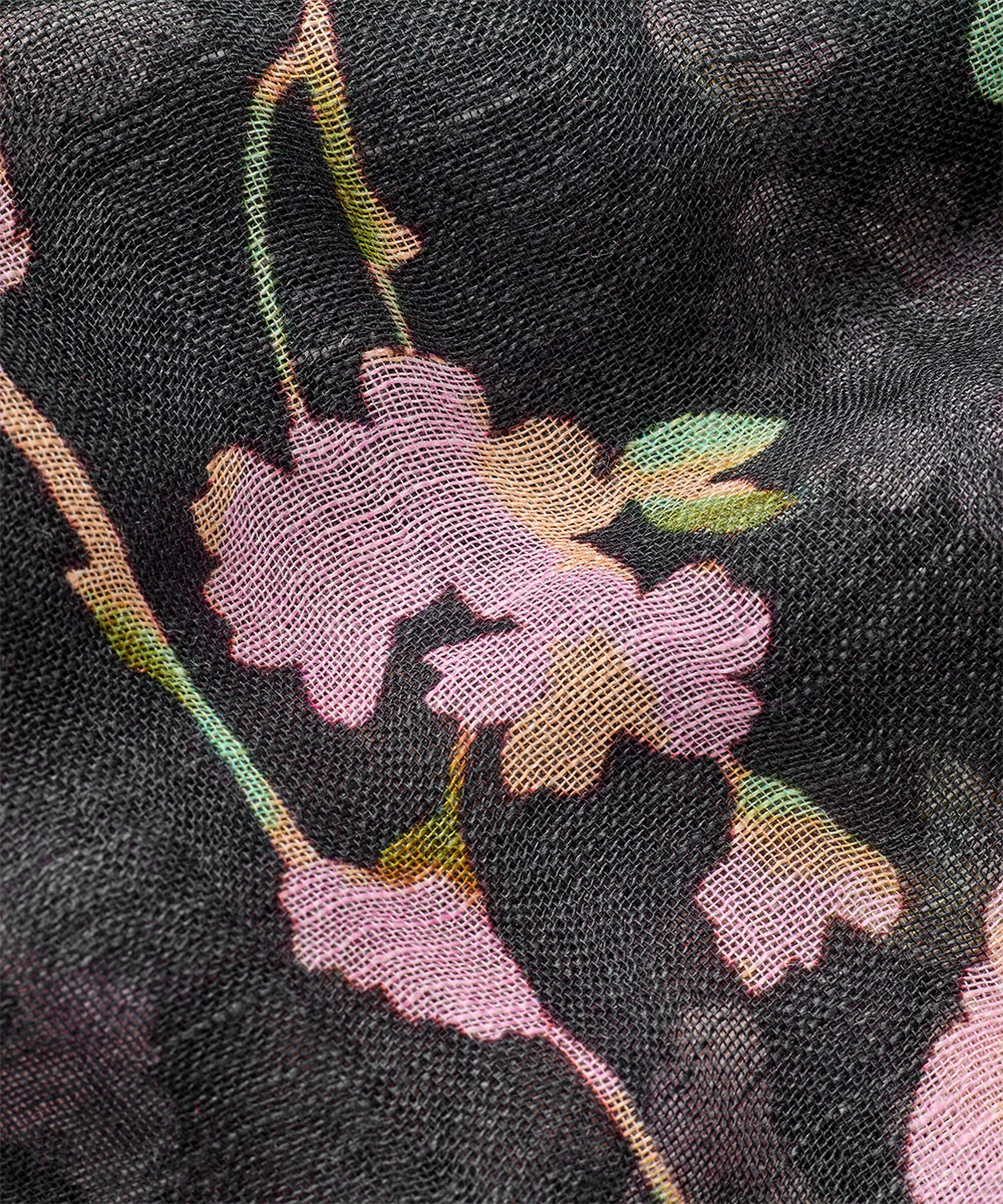 Adisa Skjerf, Pink Lady