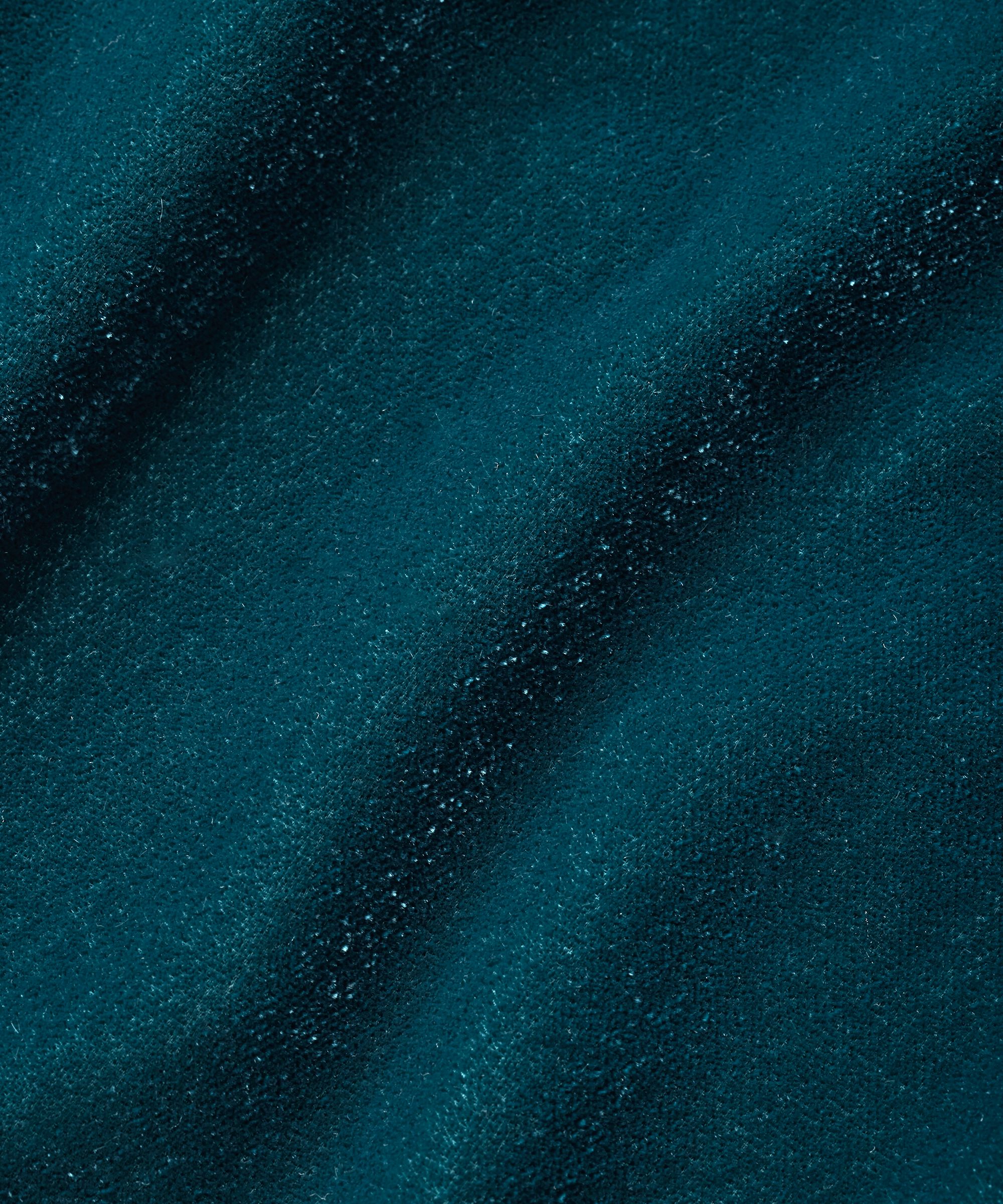 Nokolo Kjole, Reflect Pond