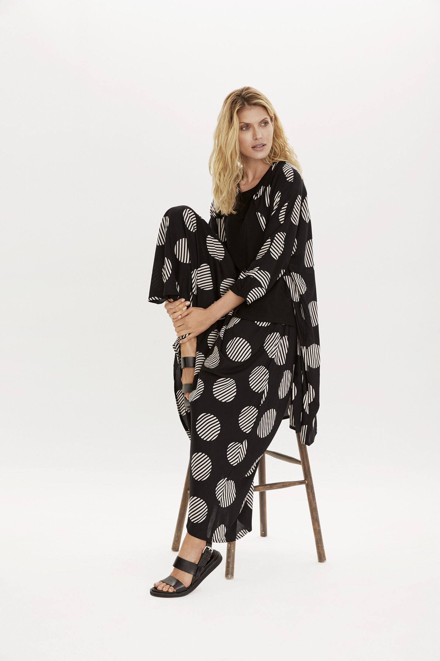 SADIE SKJ&Oslash;RT, Black