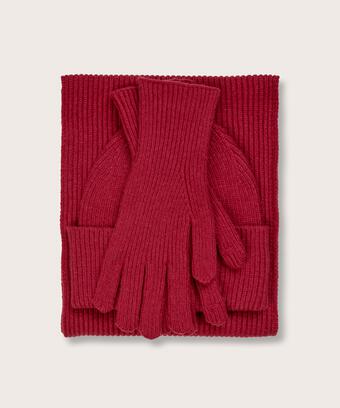 Strikkesett med lue, hansker og skjerf, Scarlet Sage
