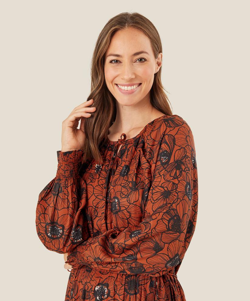 Nelas Kjole, Picante