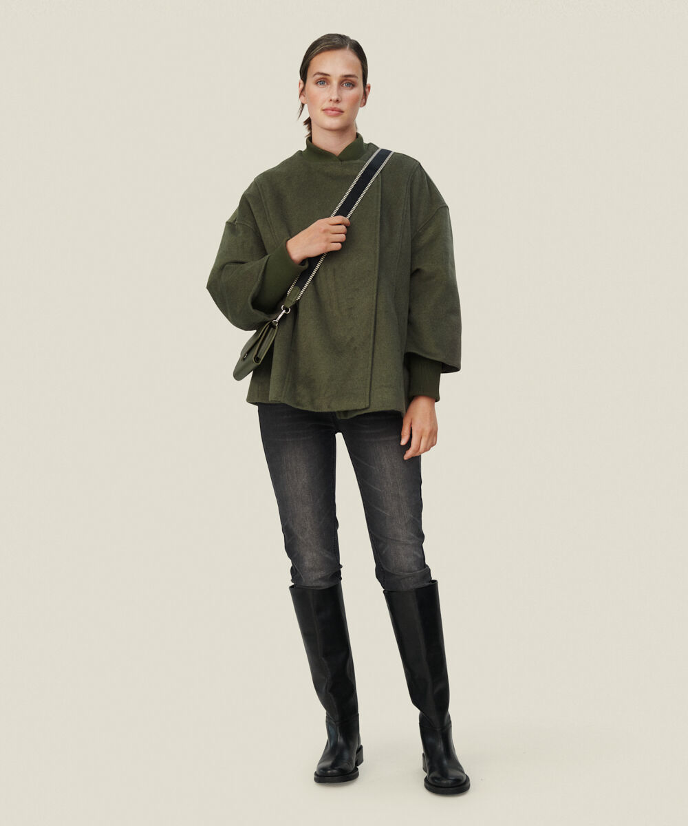 TABITHA ULLK&Aring;PE, Sea Turtle