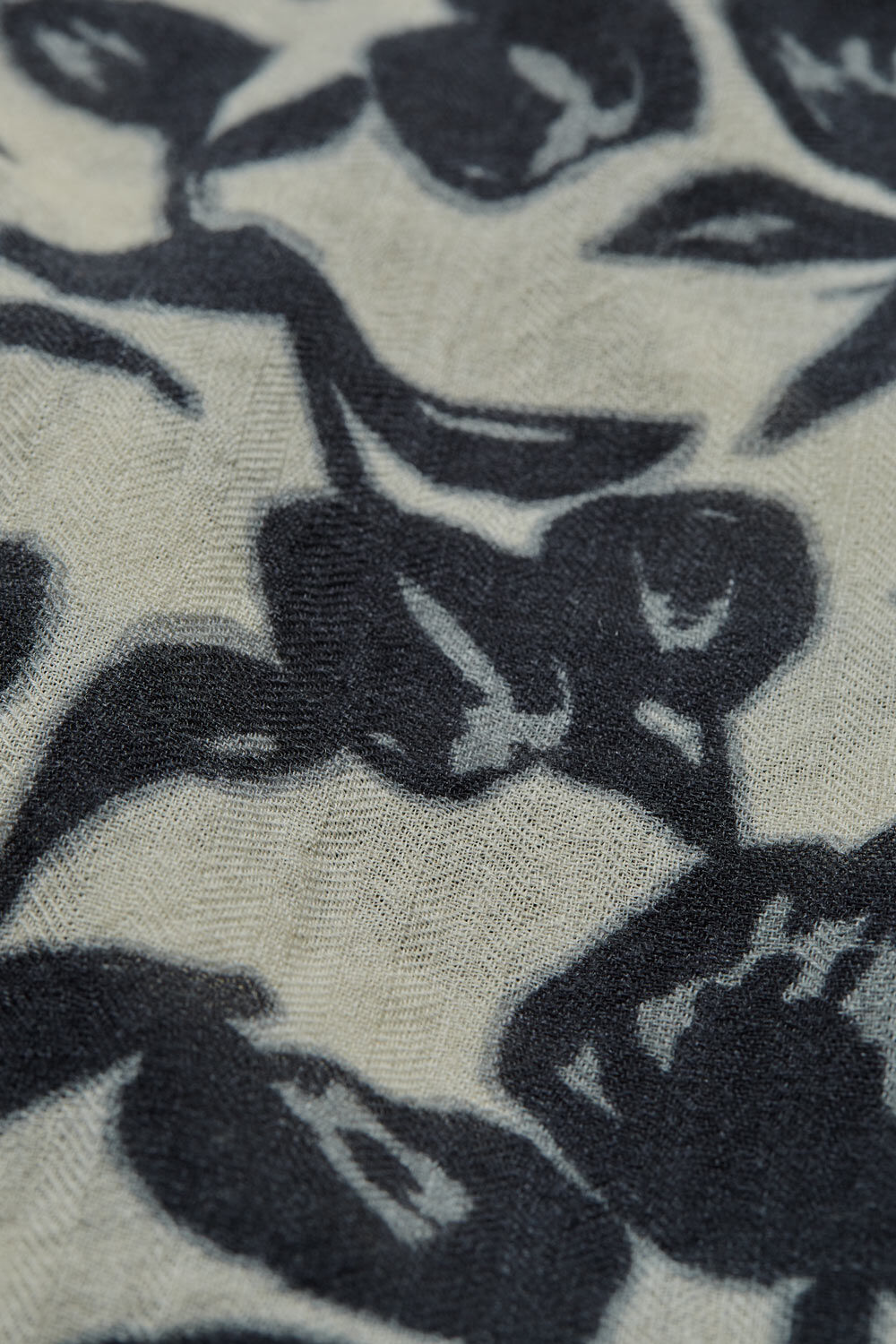 AGNETE SKJERF, Steel Grey