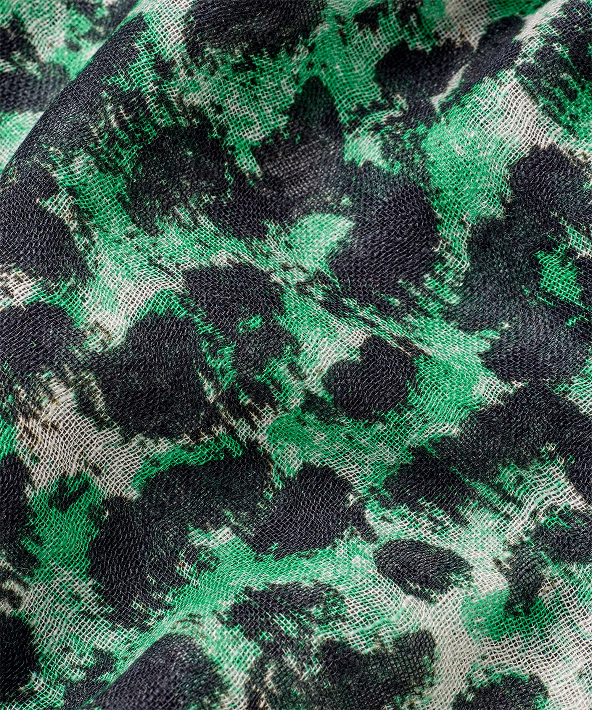 Abenna Skjerf, Winter Green
