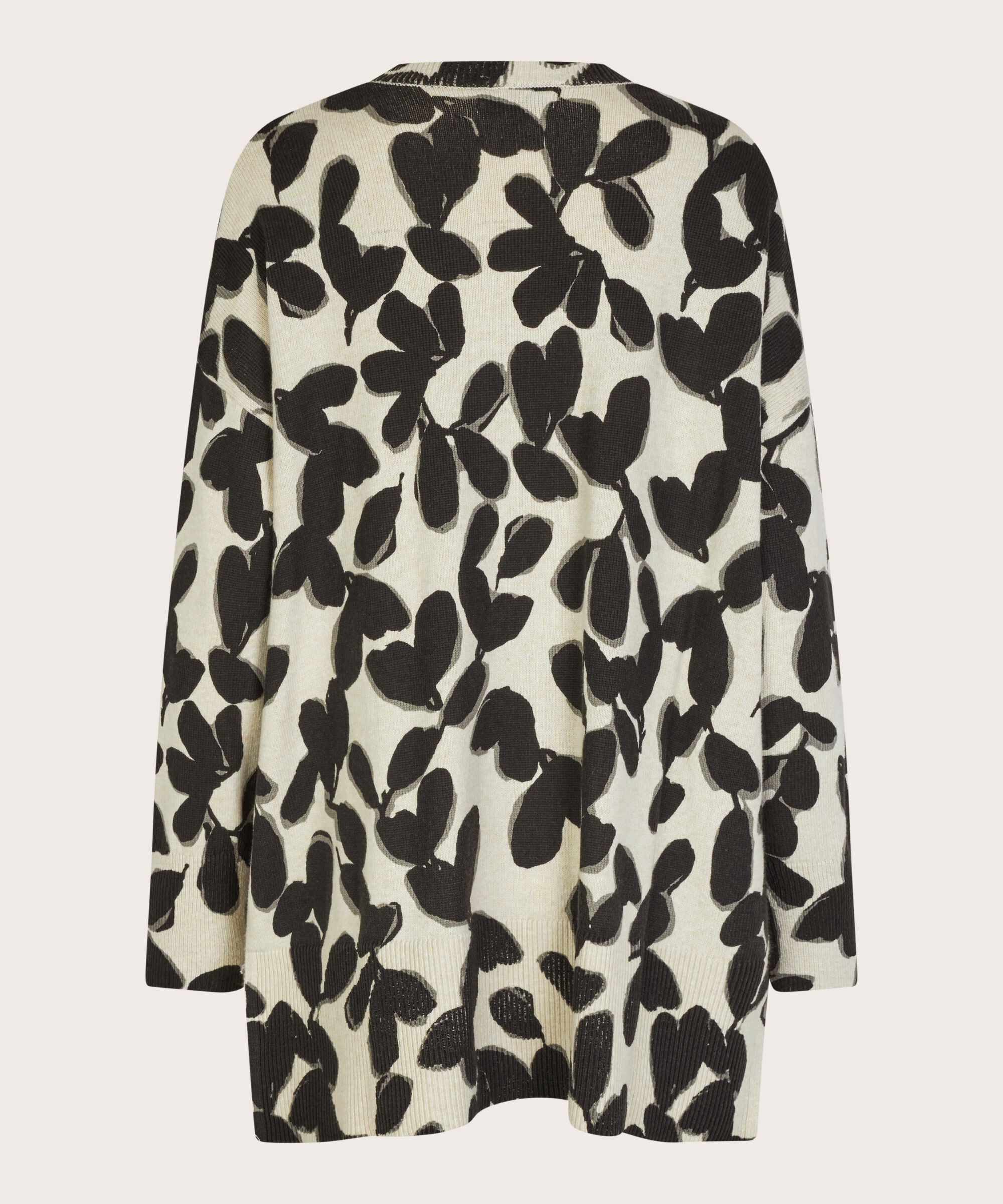 Fernande Tunika, Fog