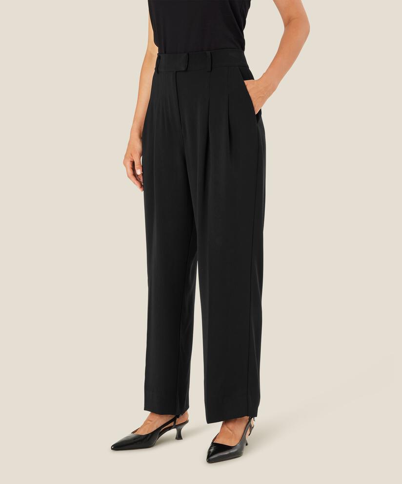 Perlias Bukse, Black