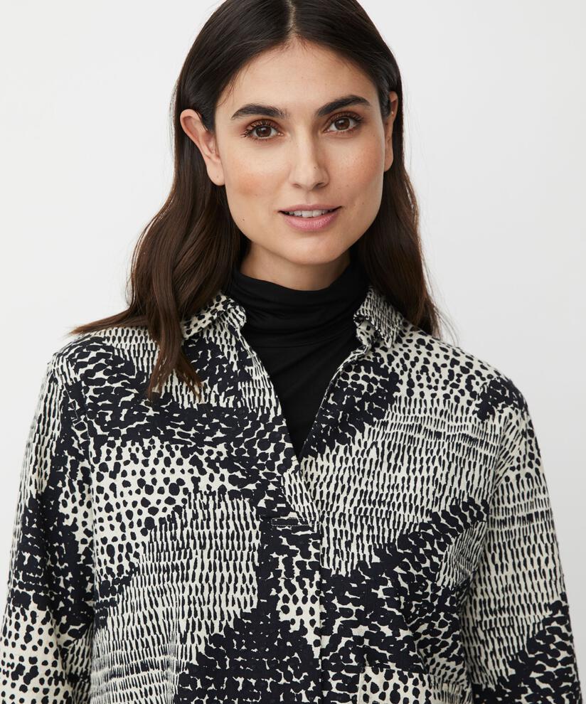 Drakina topp, Black