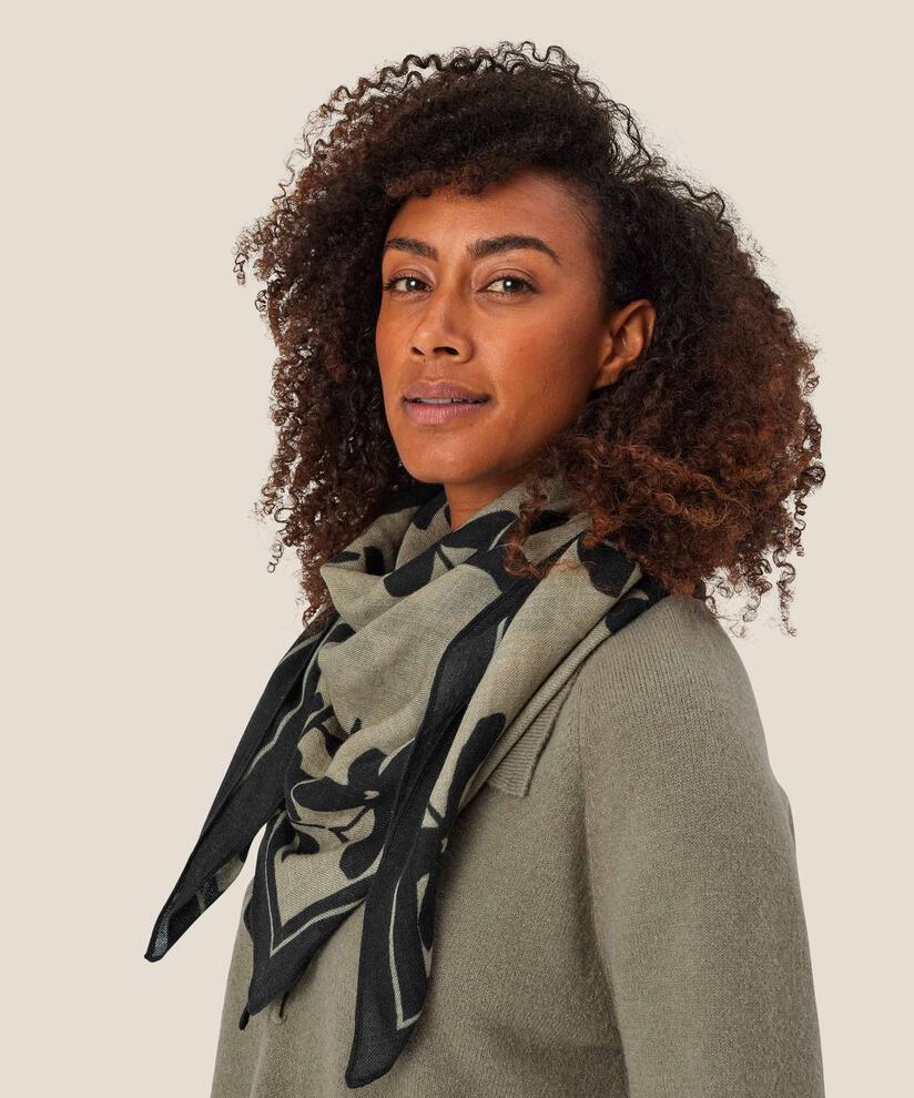 Anelo Skjerf, Vetiver
