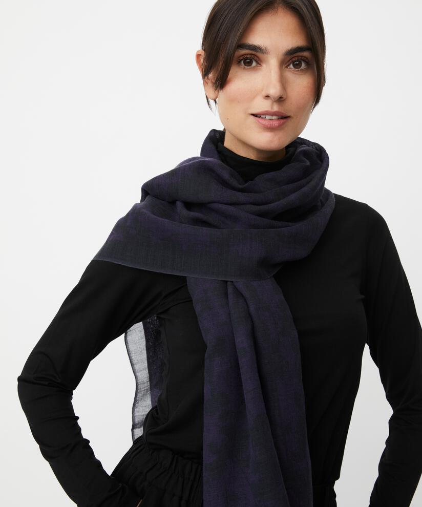 Aralura Skjerf, Navy Blazer