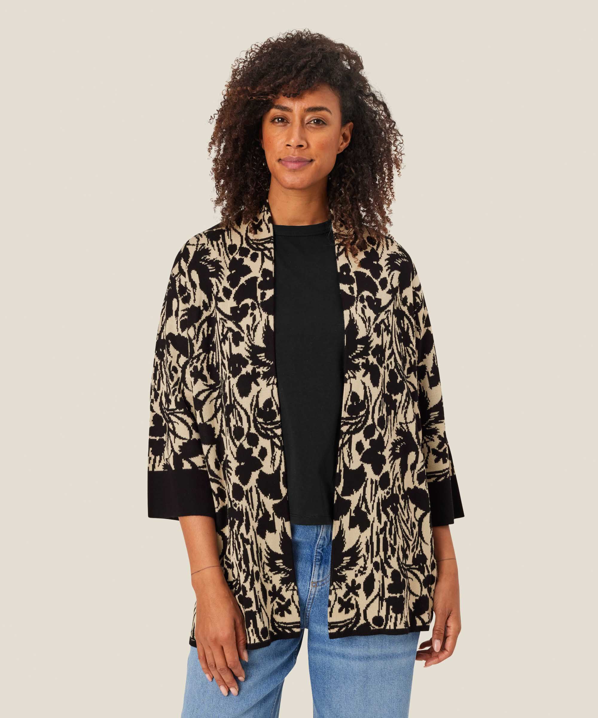 Luciana Cardigan, Black