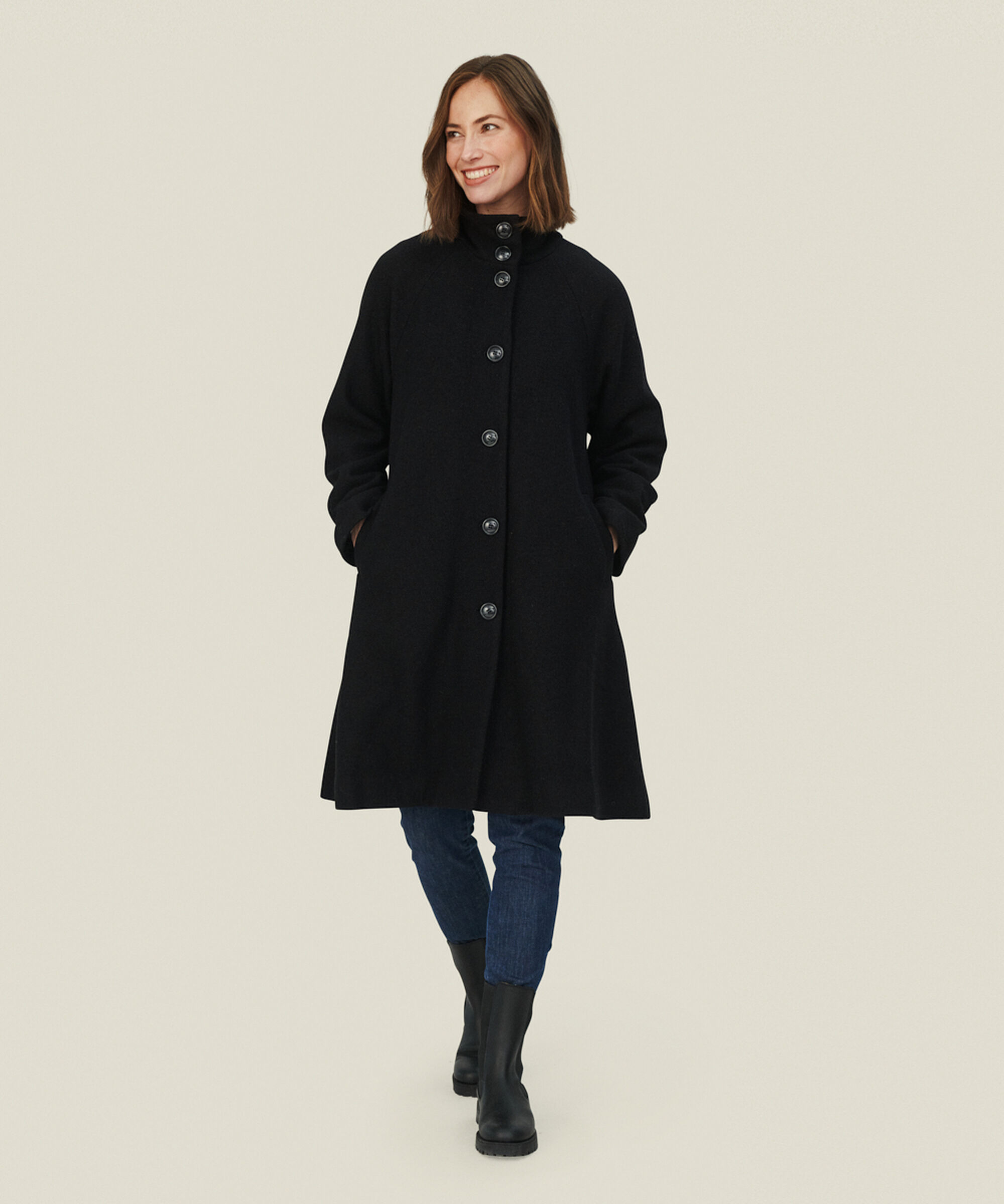 TESSA ULLKÅPE, Black