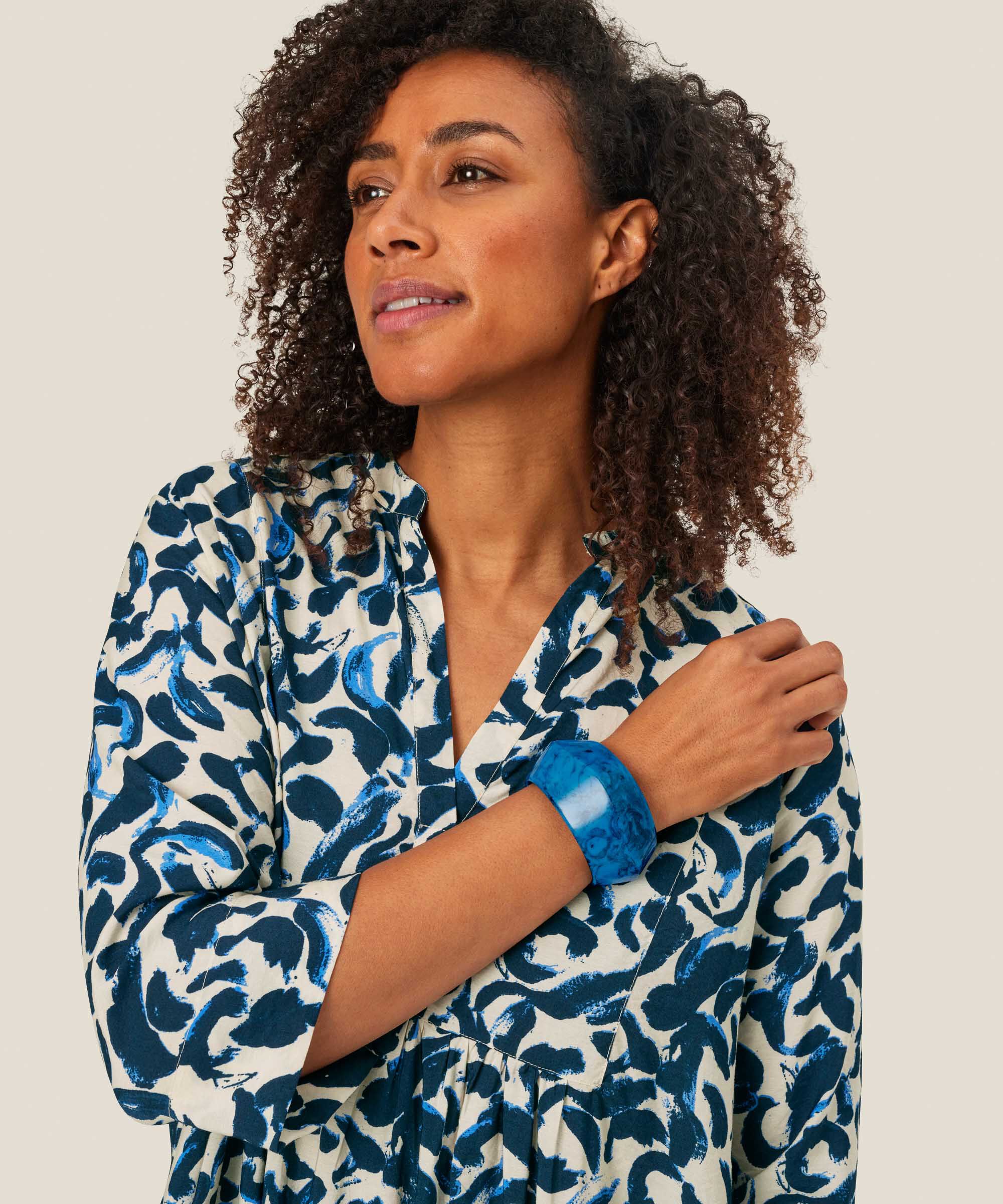 Ramis Armbånd, Ultramarine