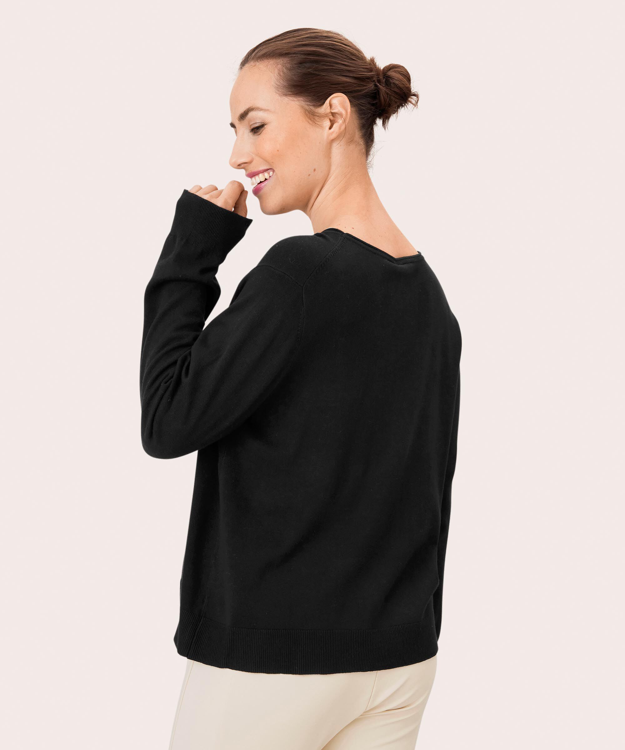 Filina Topp, Black