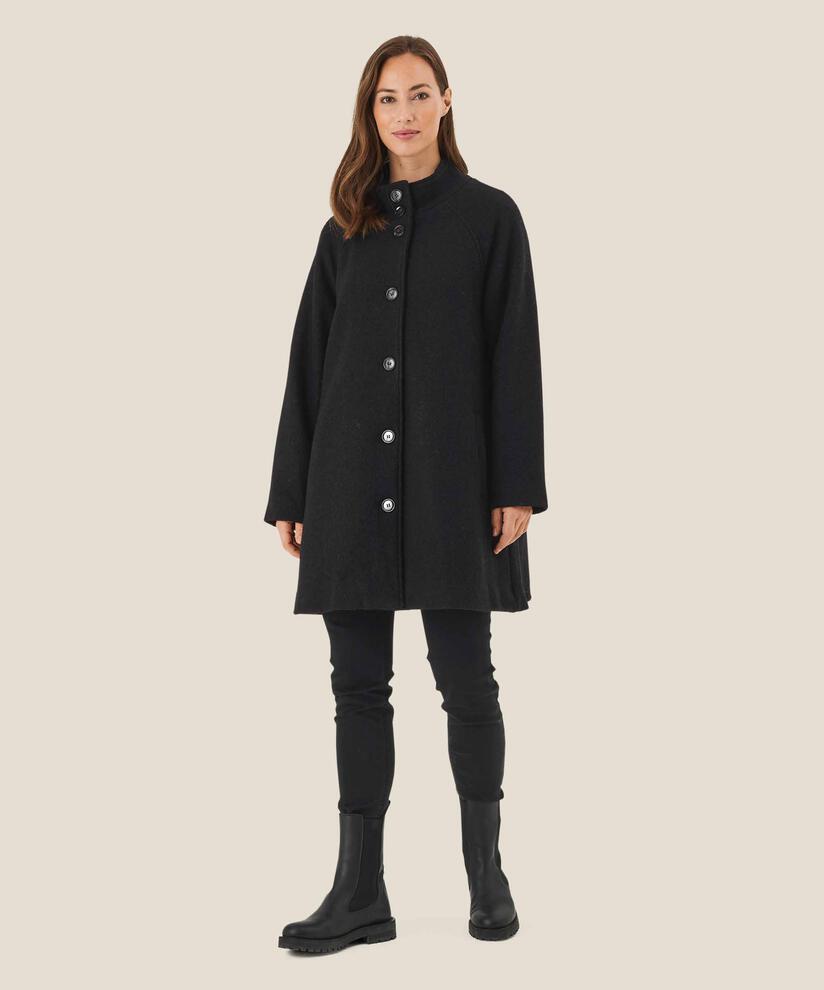 Teresa Ullkåpe, Black