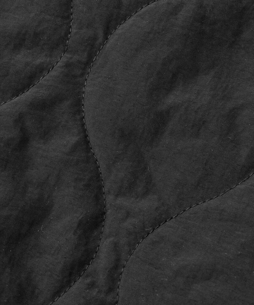 Rumelo Veske , Black