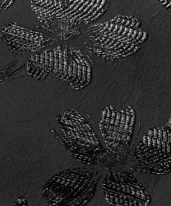 Requiel Taske, Black