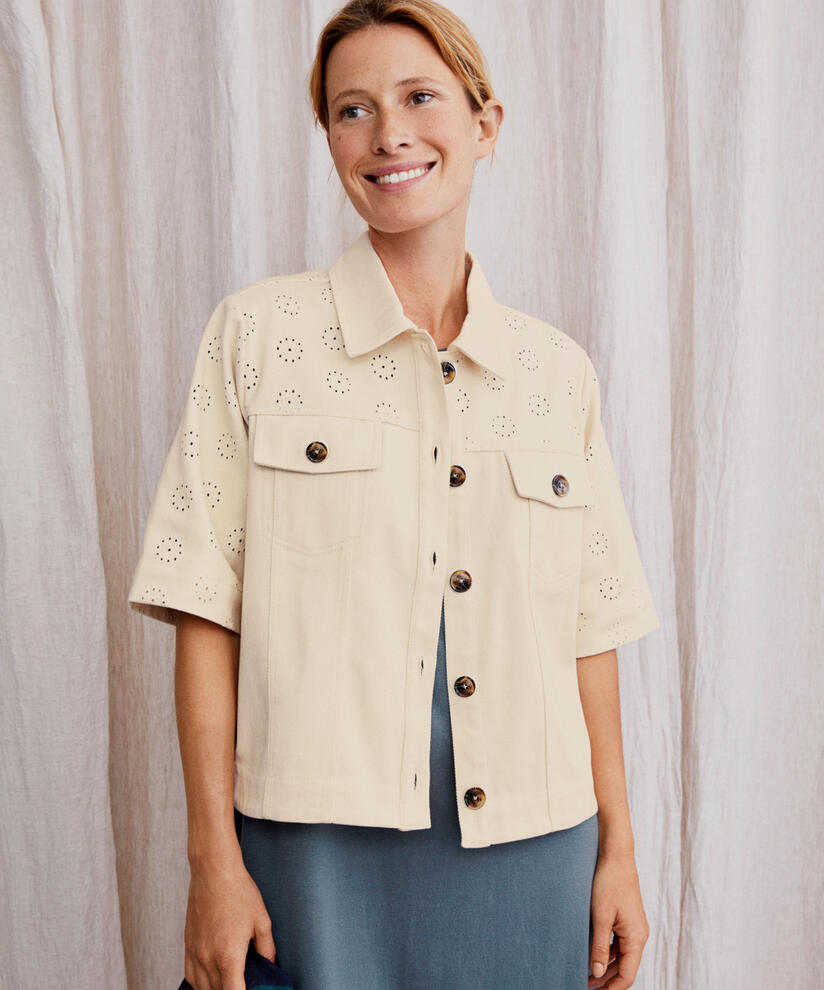 Jamile Jakke, Whitecap