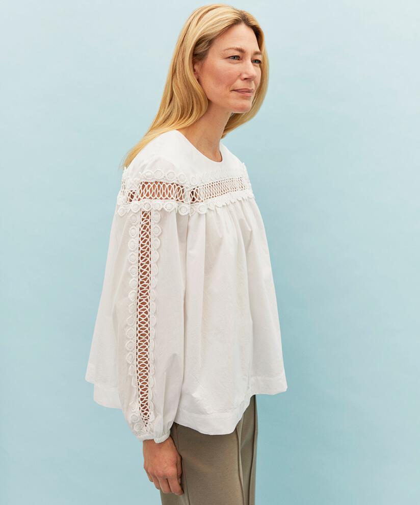 Dru Topp, White