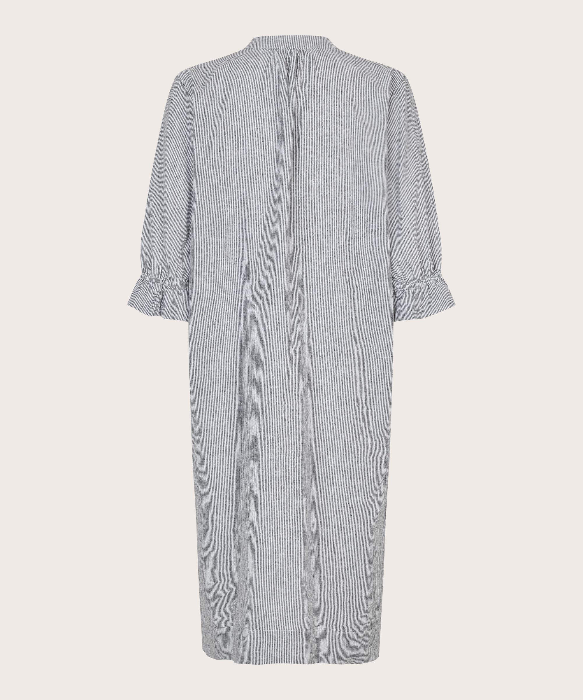 Natalia Kjole, Black